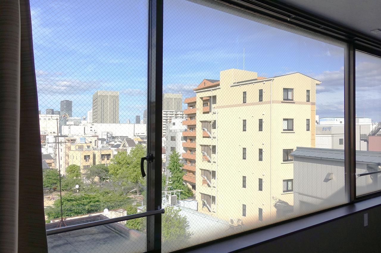Briller Universal Japon Hostel โอซาก้า ภายนอก รูปภาพ